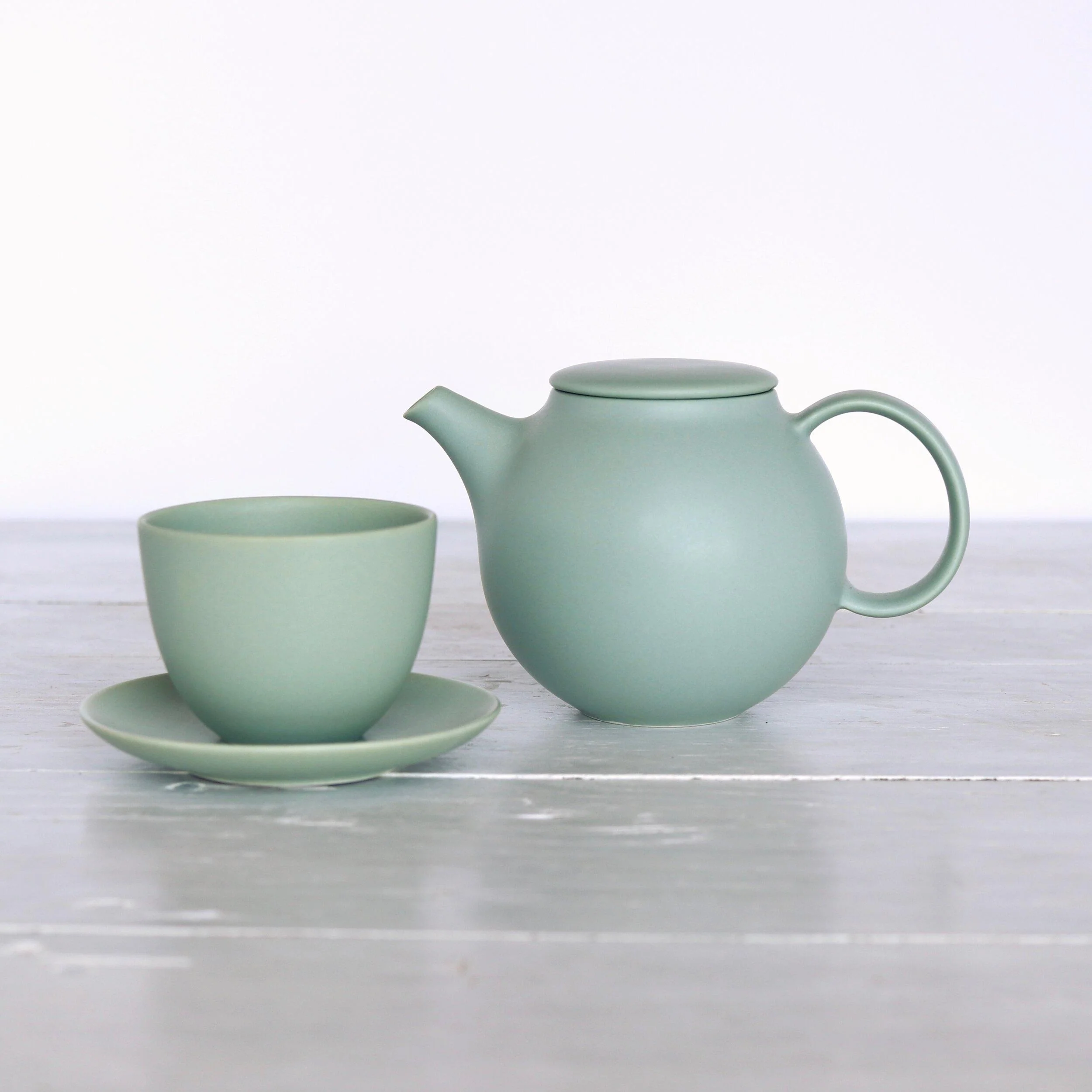 Pebble Ceramic Cup and Plate - Image 3
